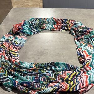 Multicolor Chevron Pattern Infinity Loop  Scarf